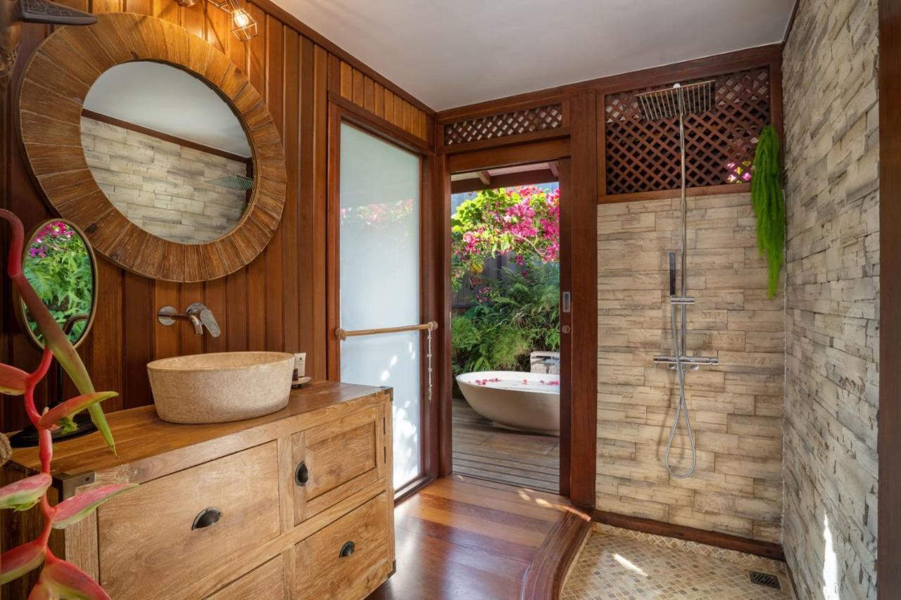 Villa Manuiti, Balinese Luxury Home - Private Swim Spa, Ocean View - Ofyr Bbq - Koi Pond Punaauia  Exterior foto